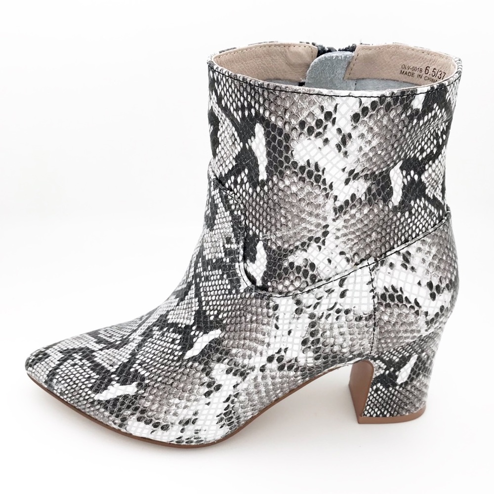 Kristin Cavallari Chinese Laundry Oakland Bootie